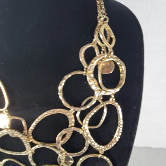 Saks Fifth Avenue Gold Statement Layered Oval Link Statement 20" Necklace - Picture 2 of 5